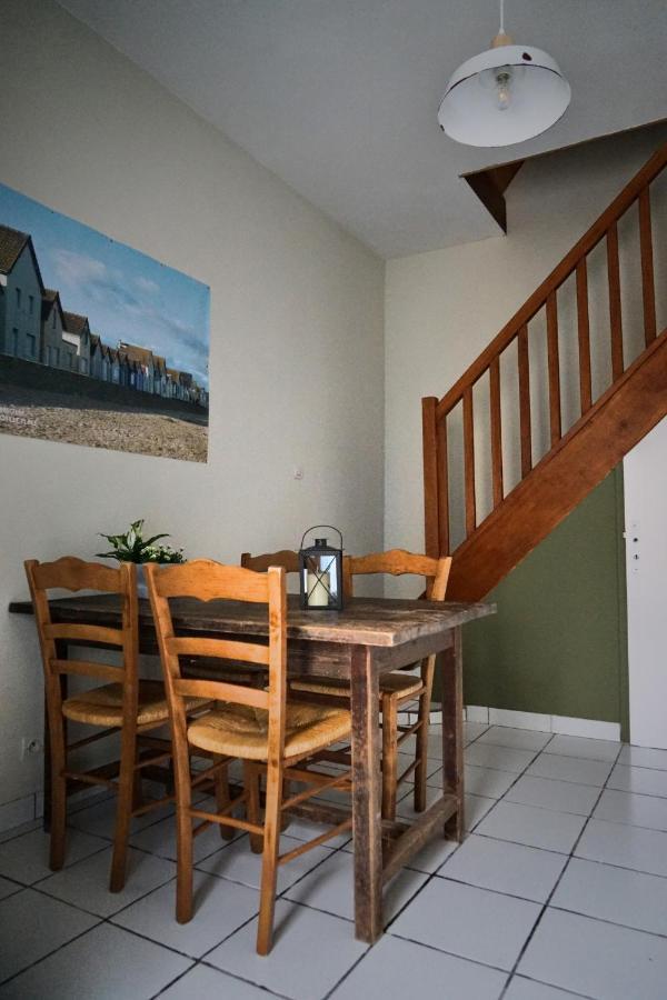 Domaine Airborne Bed & Breakfast Carentan-les-Marais Dış mekan fotoğraf