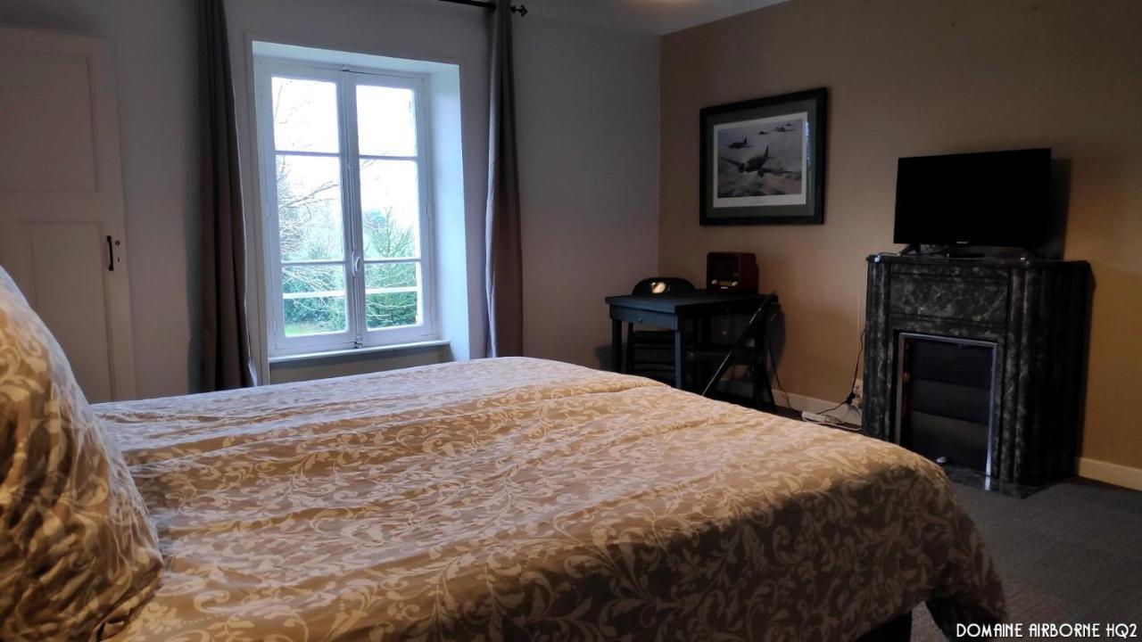 Domaine Airborne Bed & Breakfast Carentan-les-Marais Oda fotoğraf
