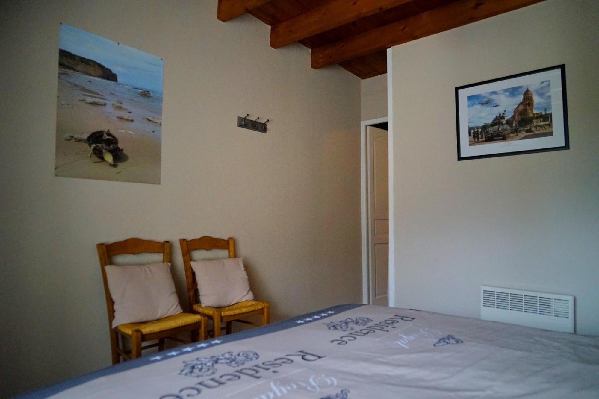 Domaine Airborne Bed & Breakfast Carentan-les-Marais Oda fotoğraf